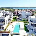 Oasis B3 דירה