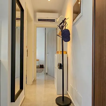 Oasis B3 Apartman *