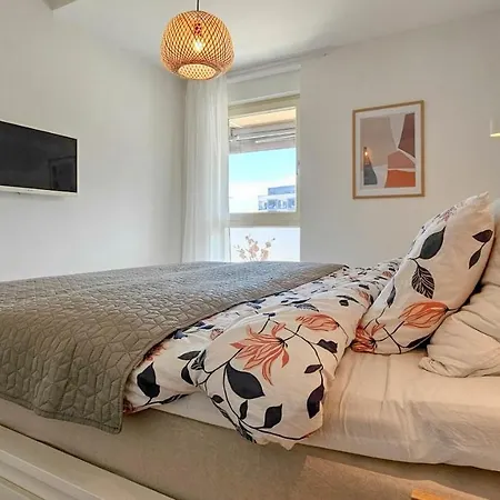 Oasis B3 Apartman *