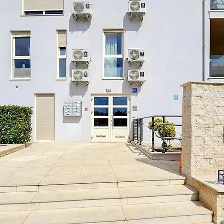 Oasis B3 * Novigrad Istria